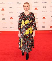 Rosalie Thomass auf dem Red Carpet @ Deutscher Filmball 2019 (©Foto. Martin Schmitz)